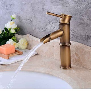 Brass Bathroom Sink Faucet,Single Handle One Hole Antique Copper Faucet Set with Pop-up Drain and Hot/Cold Water